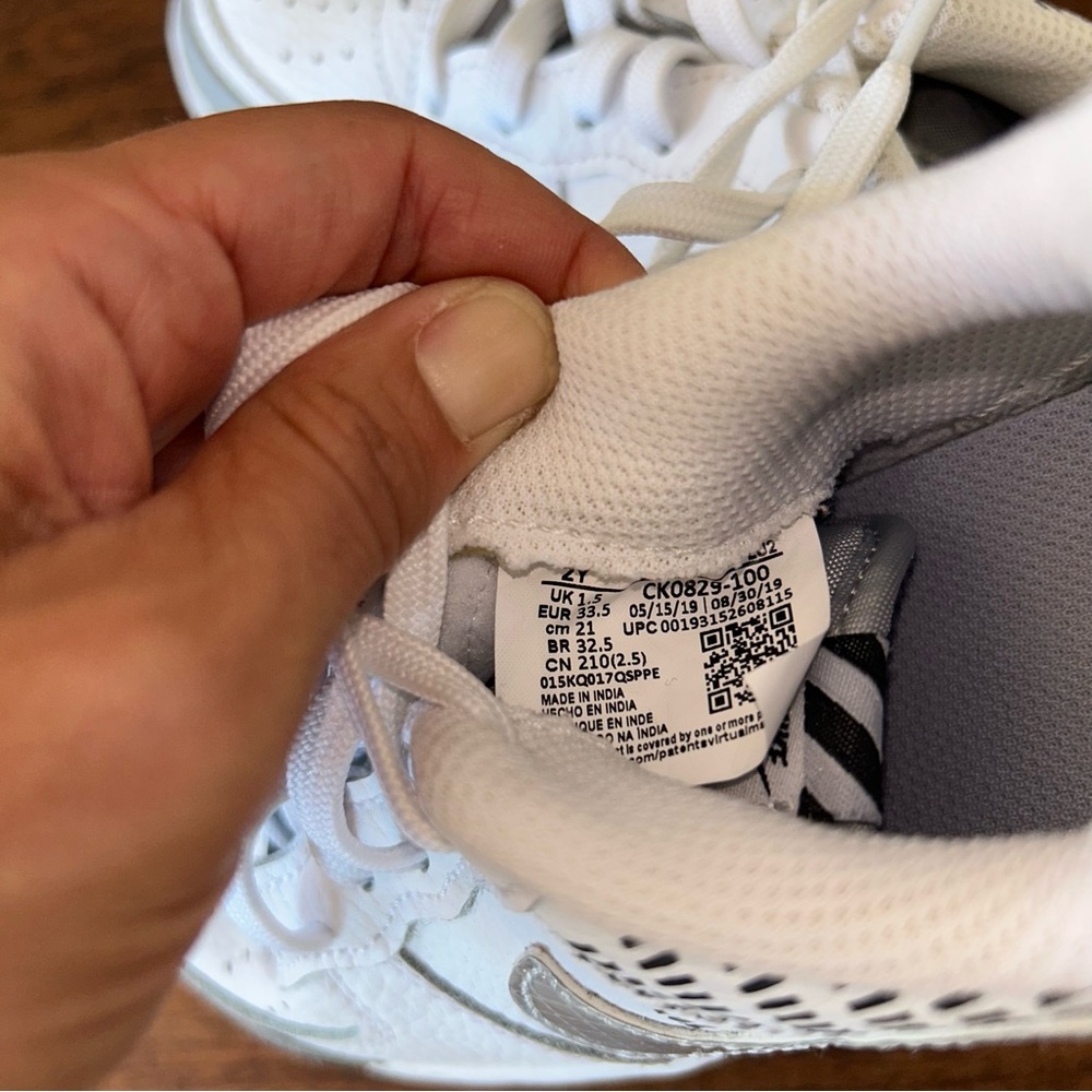 Kids white grey Air Force 1 Nike in great shape kids child size 2 Y silver beige - Picture 10 of 16